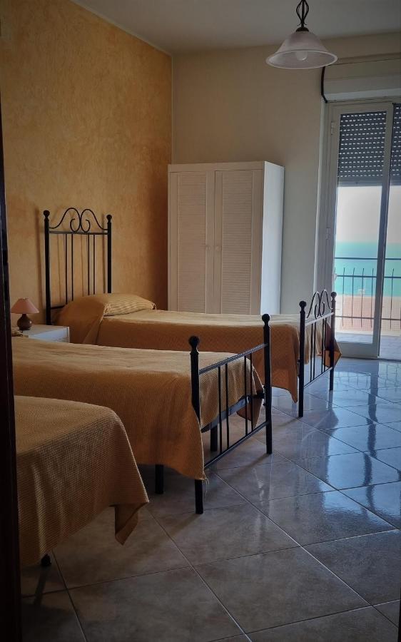 Delle Rose Bed and Breakfast Cefalù Buitenkant foto