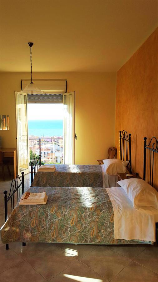Delle Rose Bed and Breakfast Cefalù Buitenkant foto